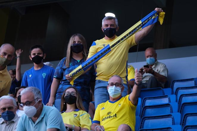 Búscate en el partido del Cádiz CF vs Valencia