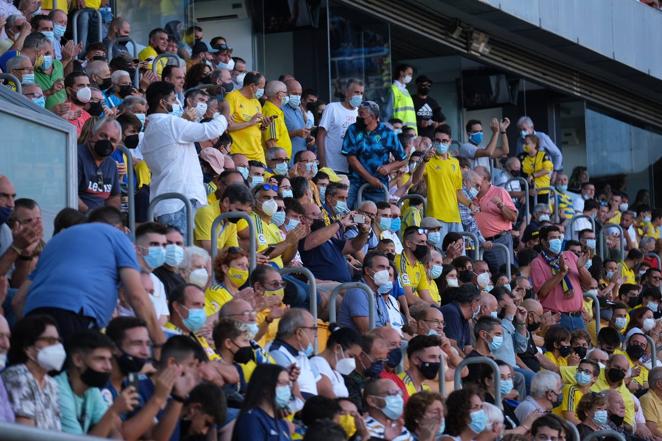 Búscate en el partido del Cádiz CF vs Valencia