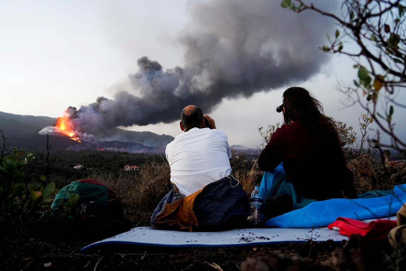 Las imágenes más impactantes del sábado del volcán de La Palma