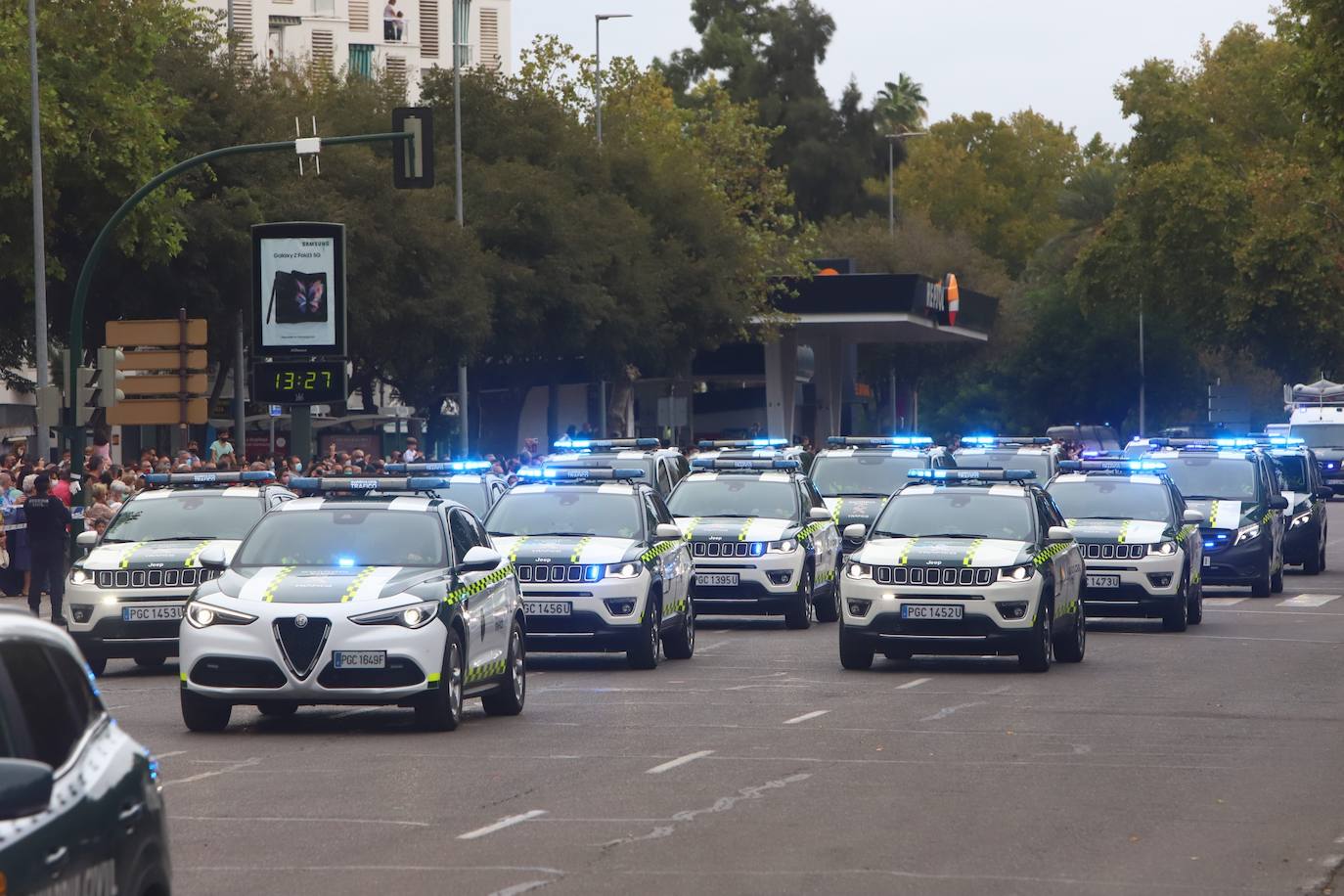 Actos nacionales por la Patrona | El desfile de la Guardia Civil en Córdoba, en imágenes (II)