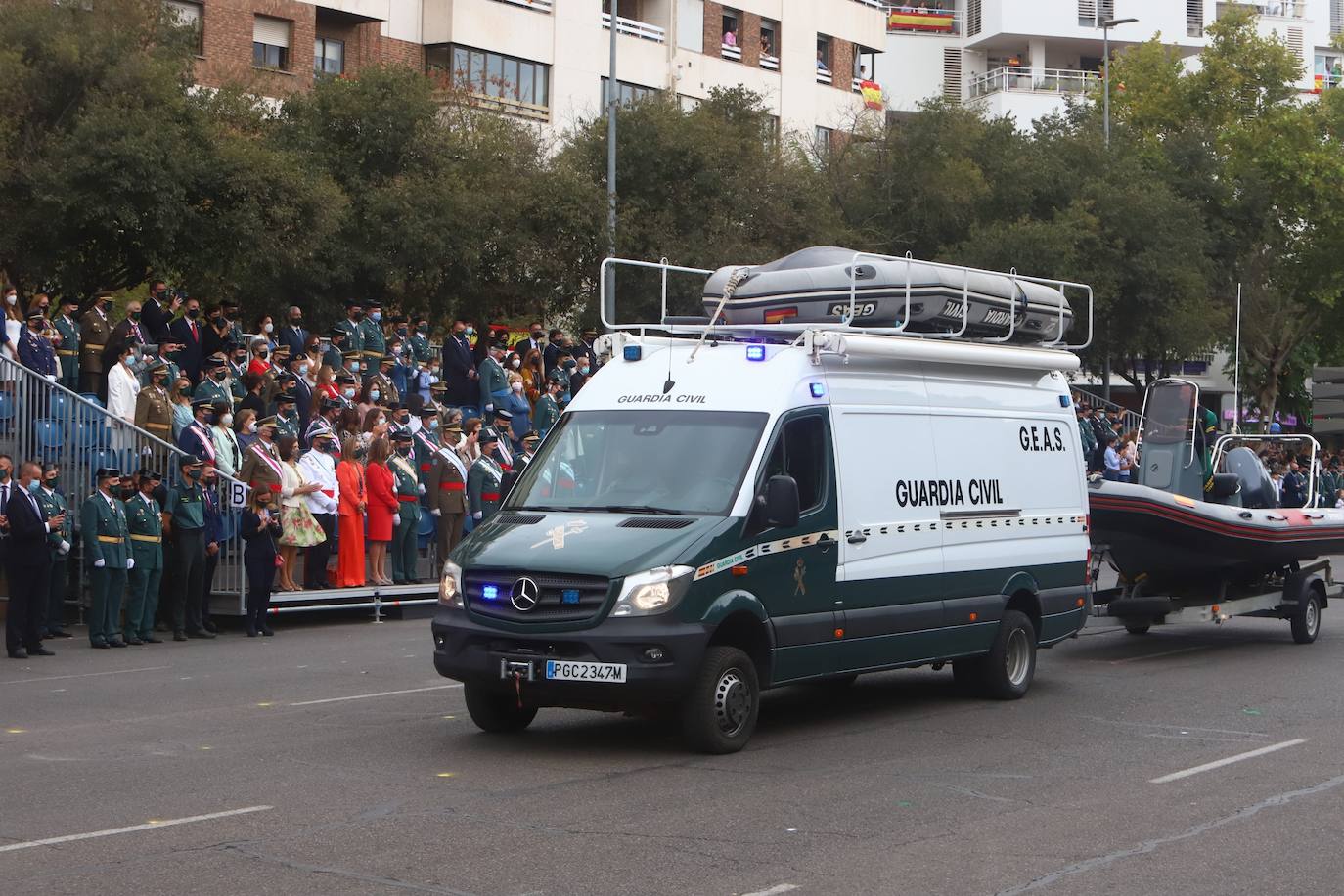 Actos nacionales por la Patrona | El desfile de la Guardia Civil en Córdoba, en imágenes (II)