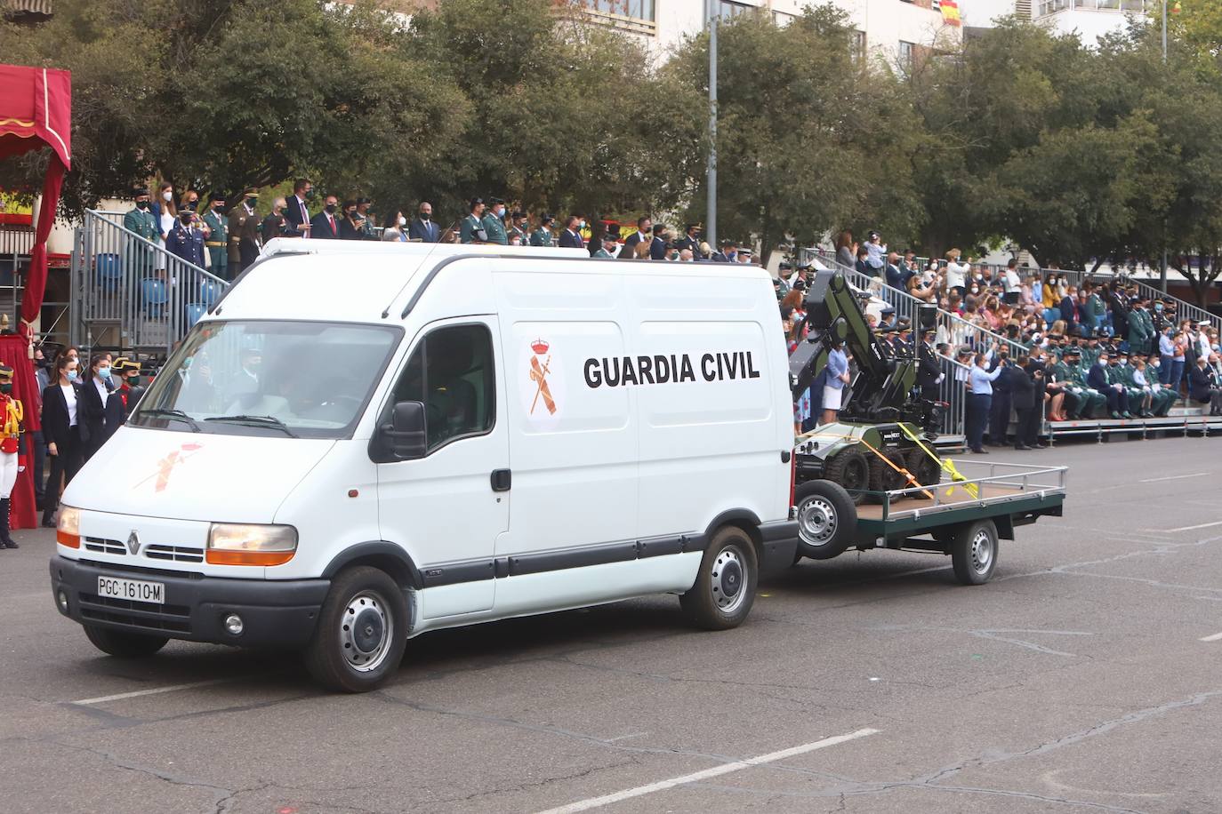 Actos nacionales por la Patrona | El desfile de la Guardia Civil en Córdoba, en imágenes (II)