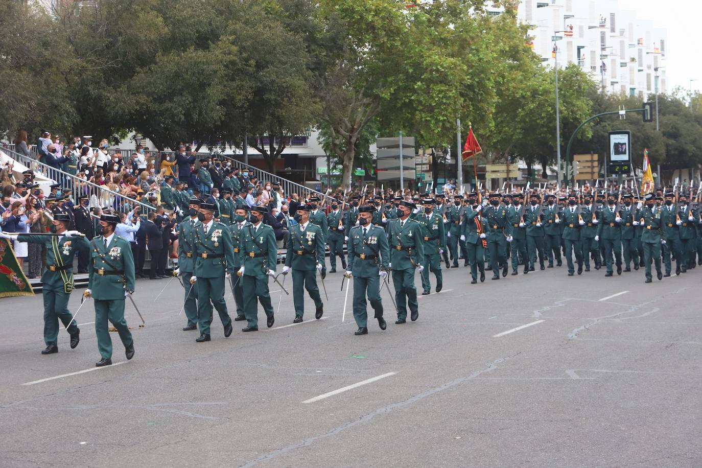 Actos nacionales por la Patrona | El desfile de la Guardia Civil en Córdoba, en imágenes (II)