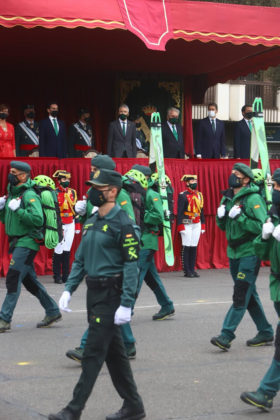 Actos nacionales por la Patrona | El desfile de la Guardia Civil en Córdoba, en imágenes (II)