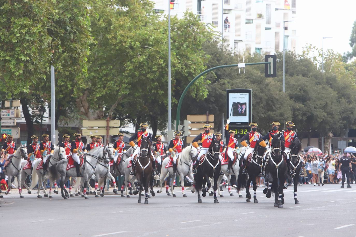 Actos nacionales por la Patrona | El desfile de la Guardia Civil en Córdoba, en imágenes (II)