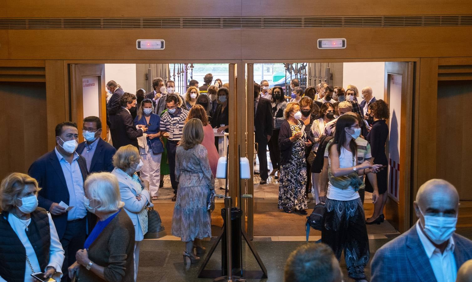 En imágenes, ambiente en el estreno de la temporada del Maestranza