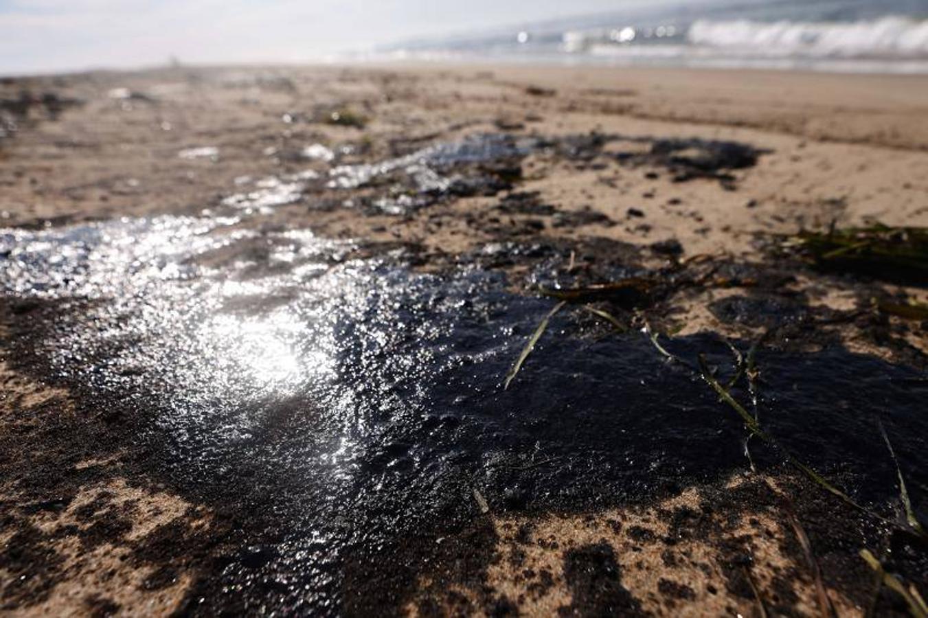 Ciudades afectadas. Huntington Beach, la ciudad más afectada, tiene alrededor de 200.000 habitantes y se ubica a unos 60 kilómetros de Los Ángeles