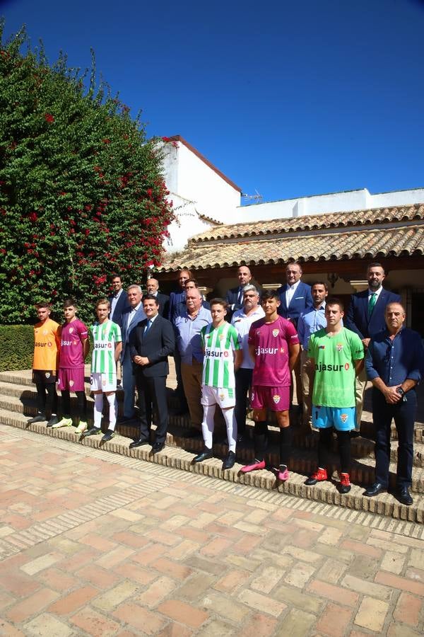 El guiño a Córdoba en la presentación de las camisetas del Atlético Cordobés, en imágenes