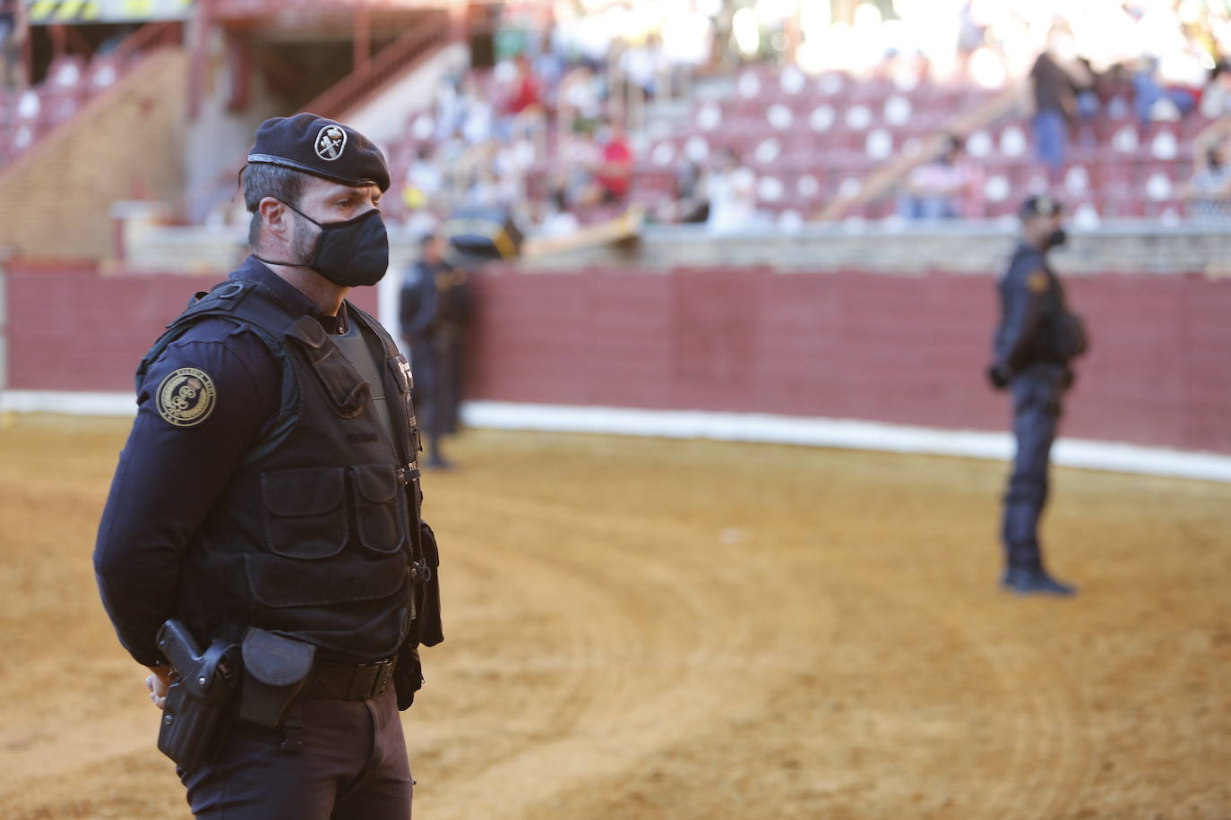 La exhibición de la Guardia Civil en la plaza de toros de Córdoba, en imágenes