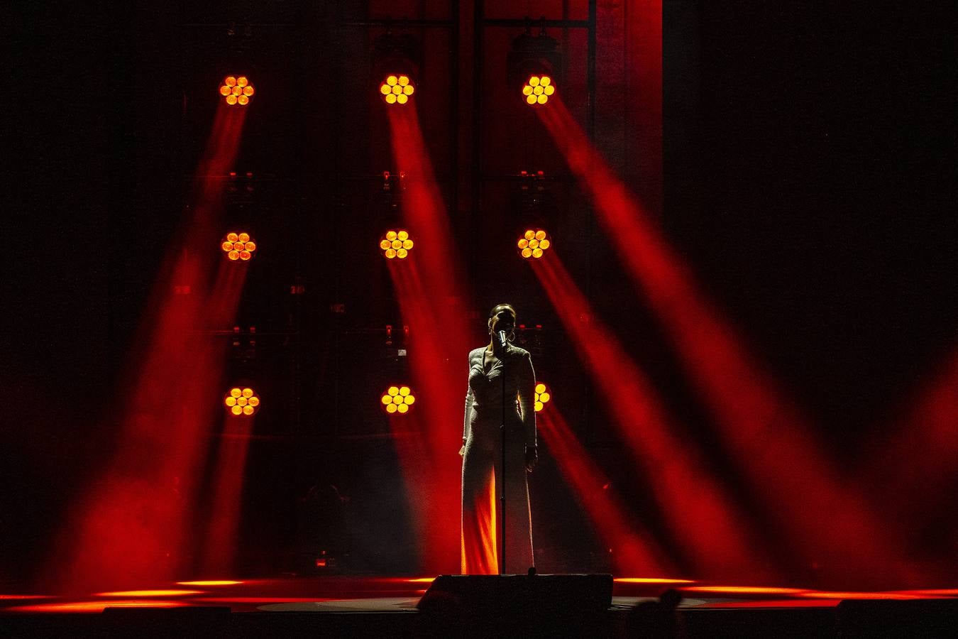 Concierto de Mónica Naranjo en el Icónica Sevilla Fest, en imágenes