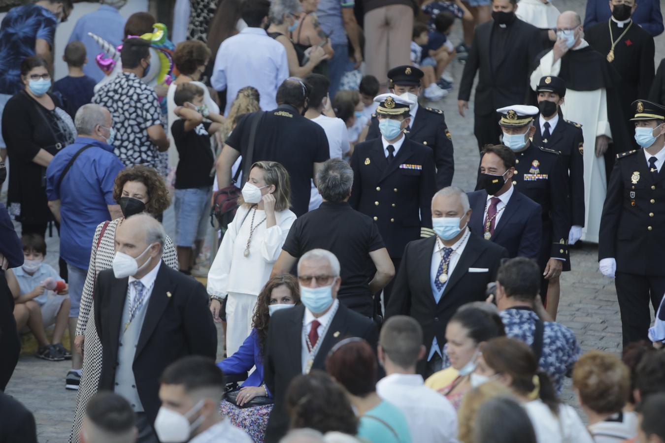 FOTOS: El fervor se desborda en Cádiz con la Virgen del Rosario