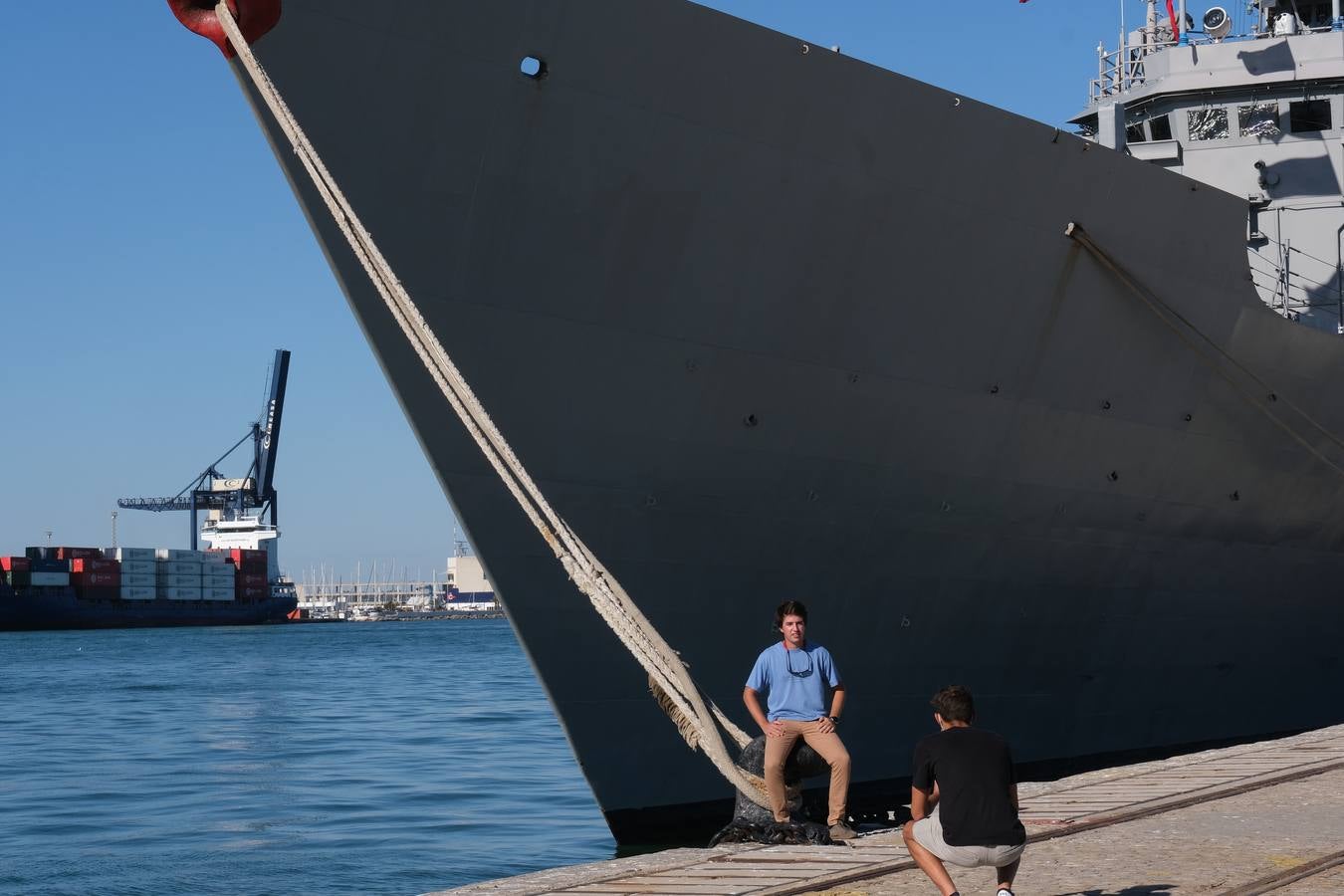 FOTOS: Así ha sido la Jornada de Puertas Abiertas en el buque portaeronaves &#039;Juan Carlos I&#039;