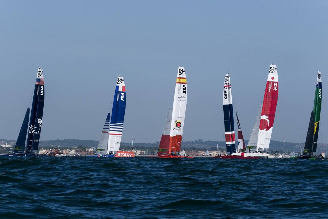 Fotos: Así ha sido la primera jornada de la SailGP en Cádiz
