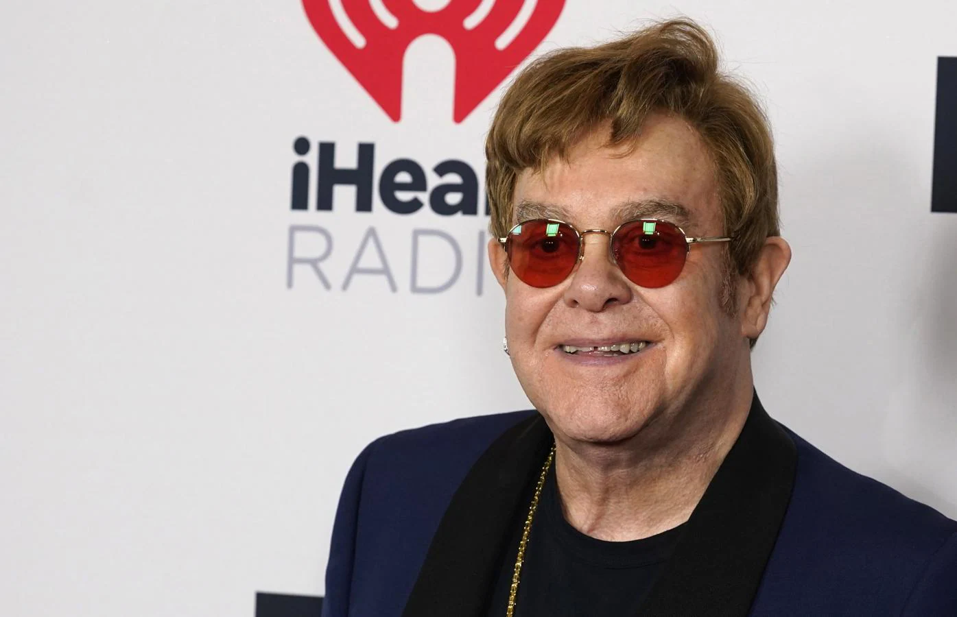 Elton John: Bulimia. El músico confesó que años atrás, como consecuencia del abuso de drogas, sufrió bulimia