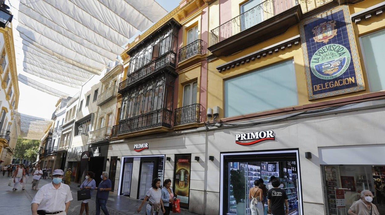 Los locales comerciales del Centro de Sevilla vuelven a reactivarse