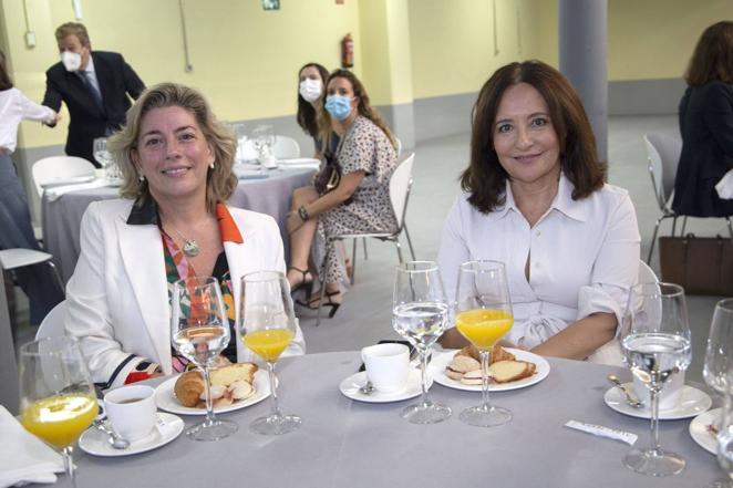 Lourdes Sivianes y Carmen Martín