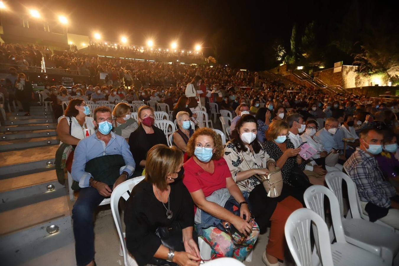 El concierto de José Luis Perales en Córdoba, en imágenes