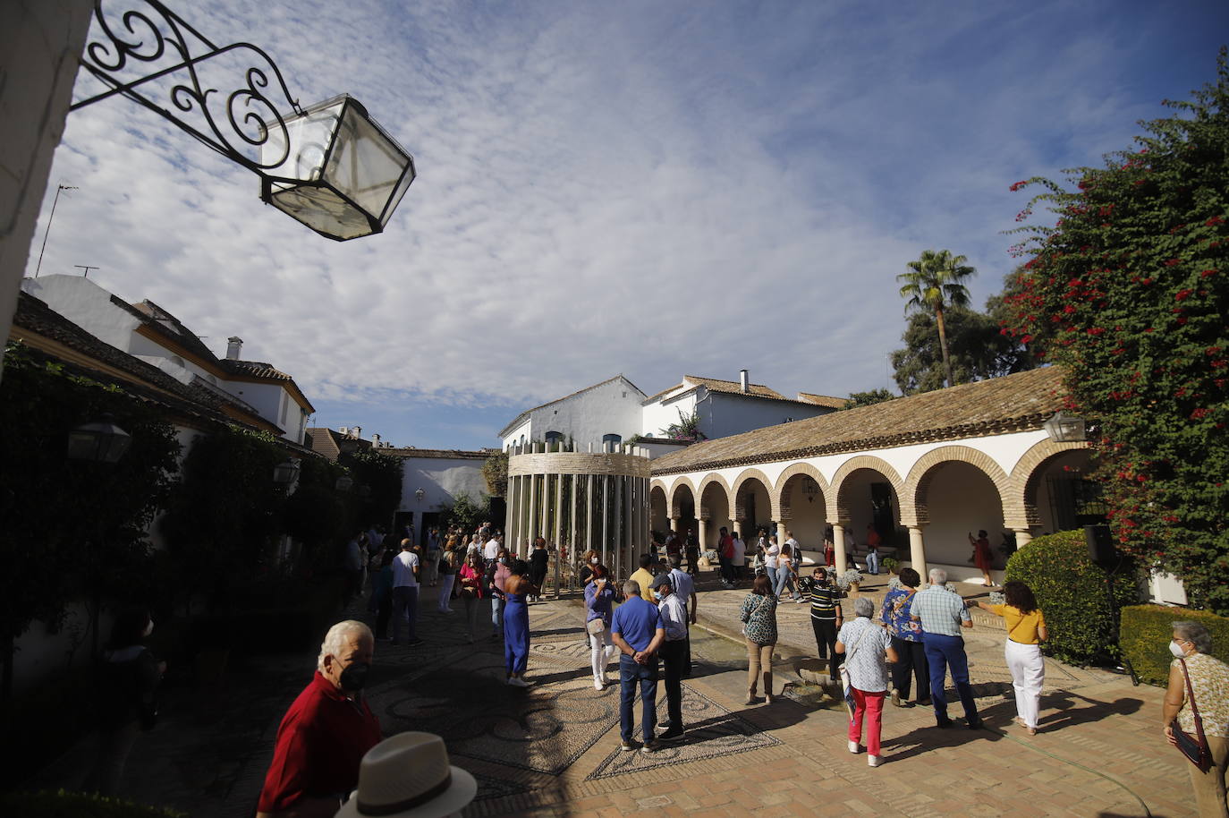 Festival Flora Córdoba 2021 | Gran ambiente de público en los patios, en imágenes (I)