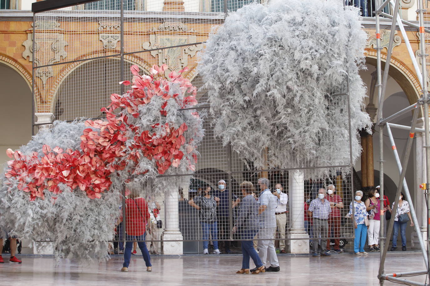 Festival Flora Córdoba 2021 | Gran ambiente de público en los patios, en imágenes (I)