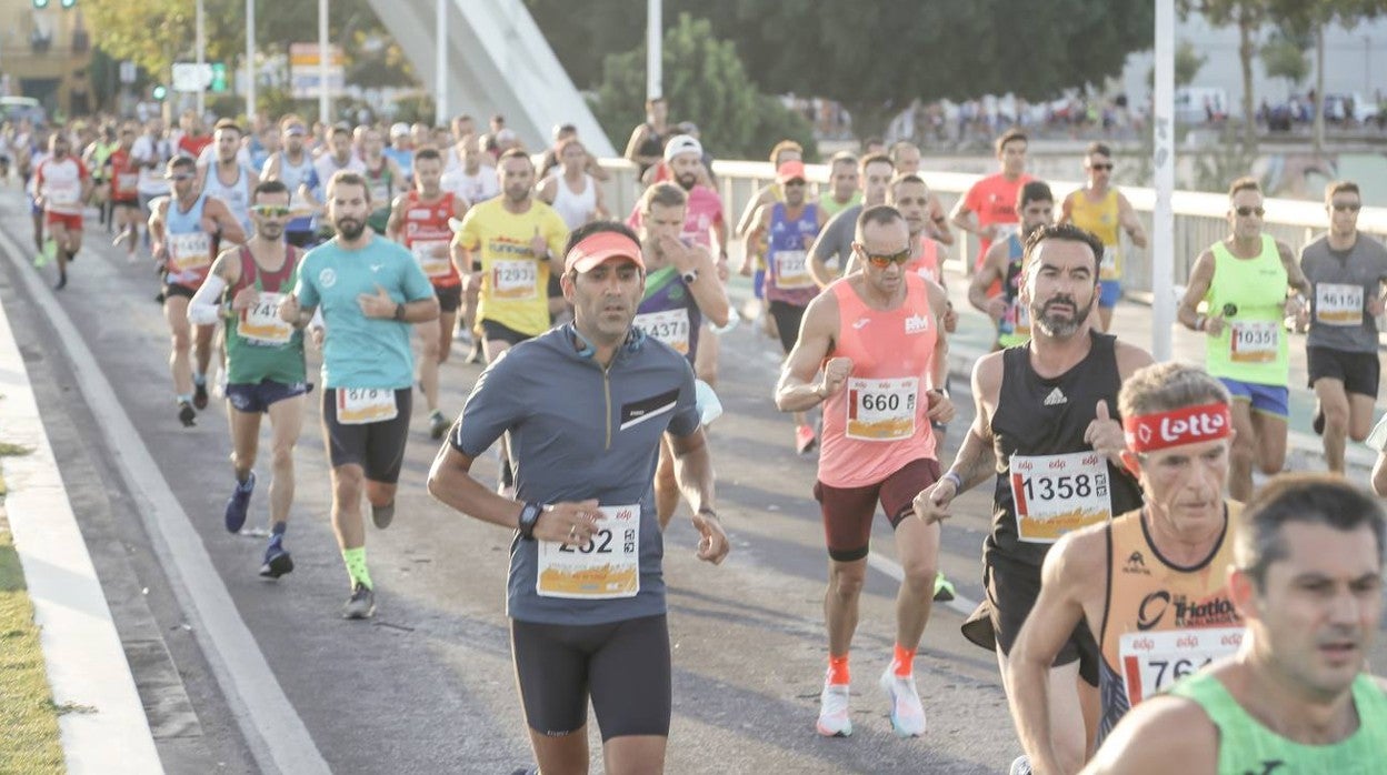 ¿Has corrido la Media Maratón de Sevilla? Búscate aquí (VI)