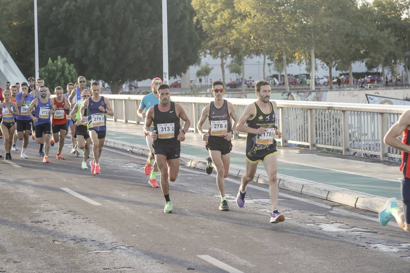 ¿Has corrido la Media Maratón de Sevilla? Búscate aquí (IV)