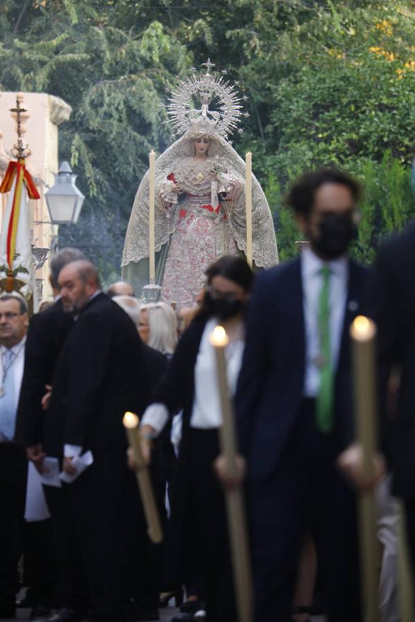 El rosario de María Santísma de la Paz y Esperanza de Córdoba, en imágenes