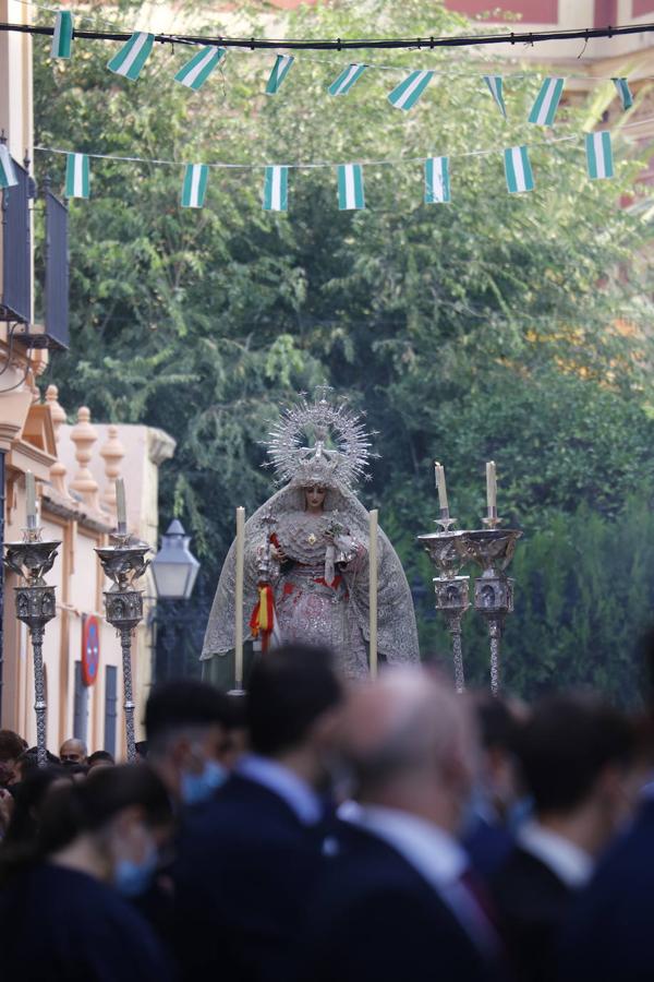 El rosario de María Santísma de la Paz y Esperanza de Córdoba, en imágenes