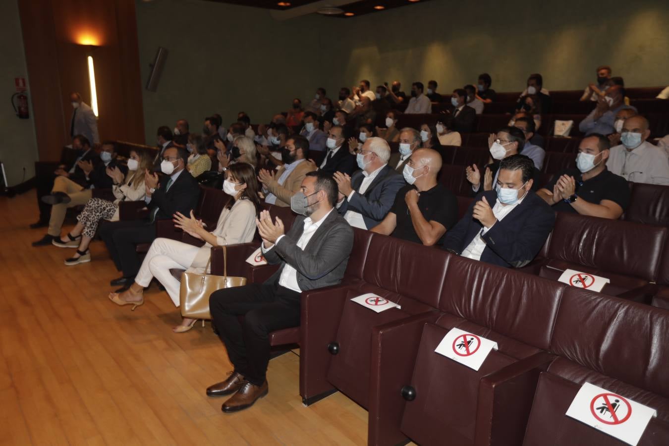 Gran ambiente y caras conocidas en los Premios Gurmé Cádiz