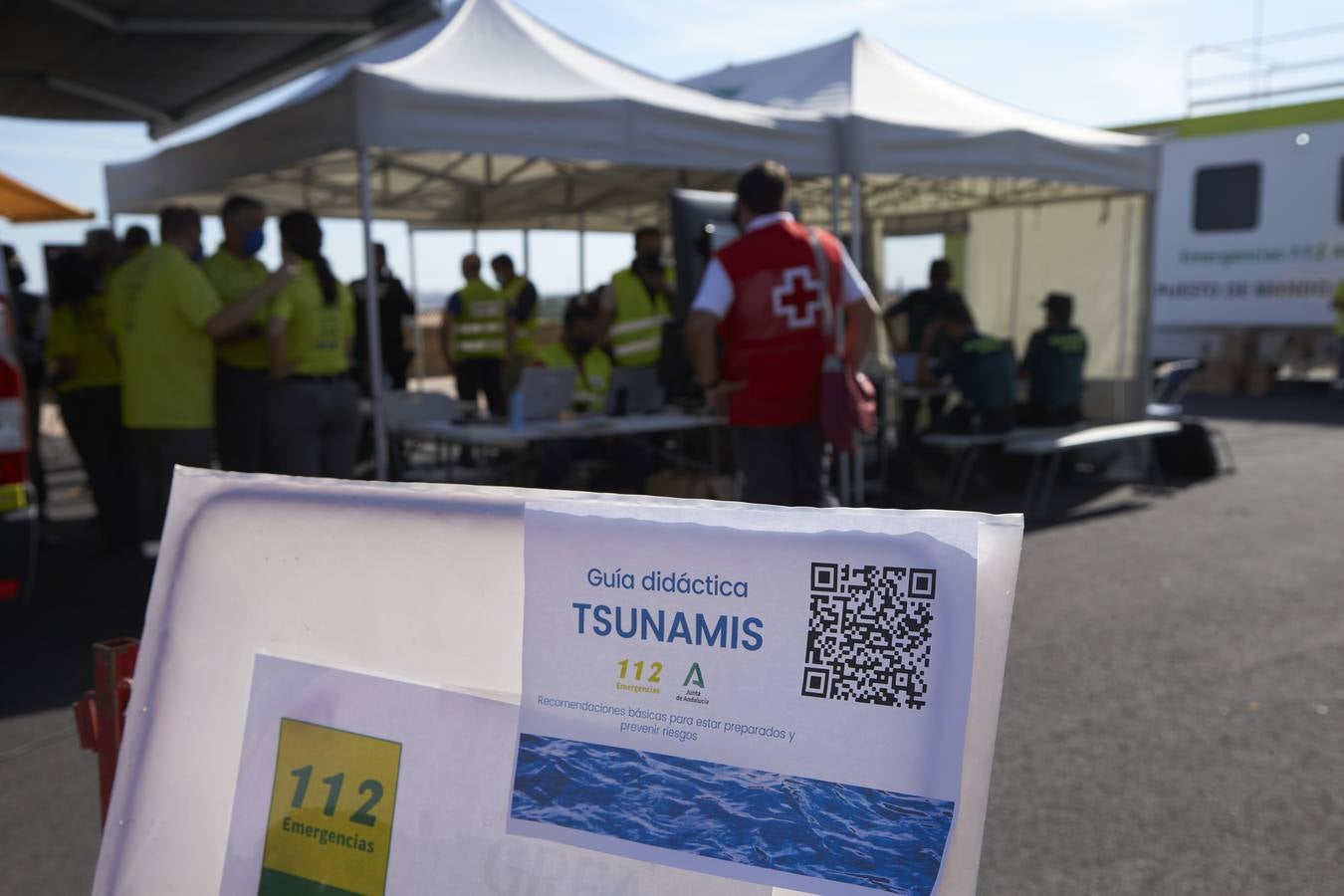 En imágenes, casi 2.000 personas participan en Huelva en un simulacro de respuesta en caso de tsunami