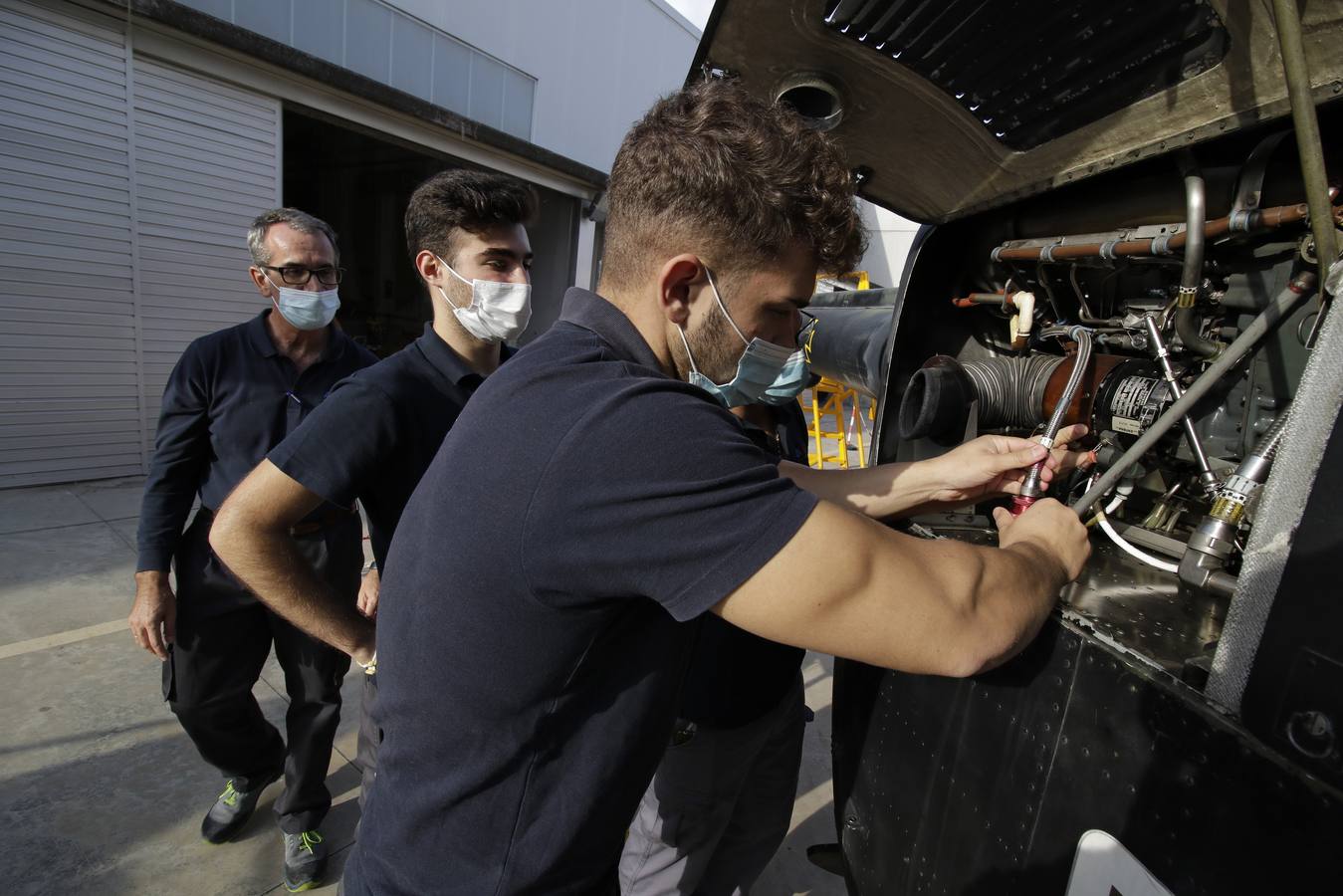 Narcoavionetas para hacer prácticas en un instituto de Sevilla