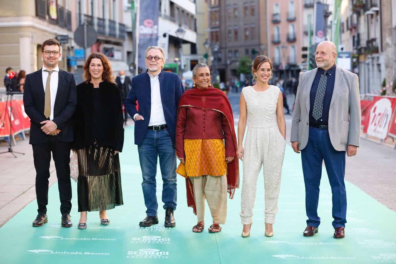 La gala inaugural de Seminci celebra el reencuentro del público con las salas