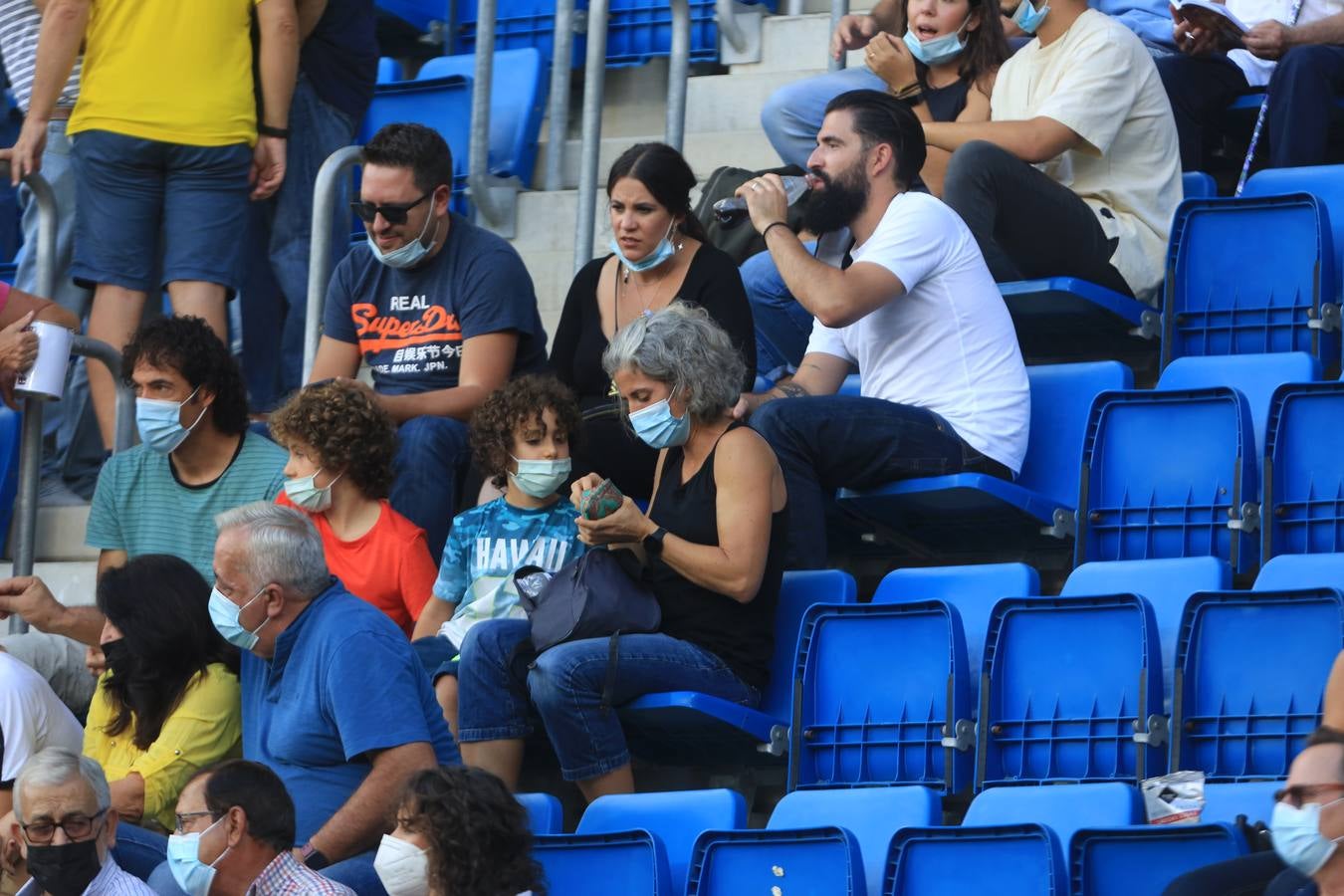 Búscate en el partido Cádiz-Alavés