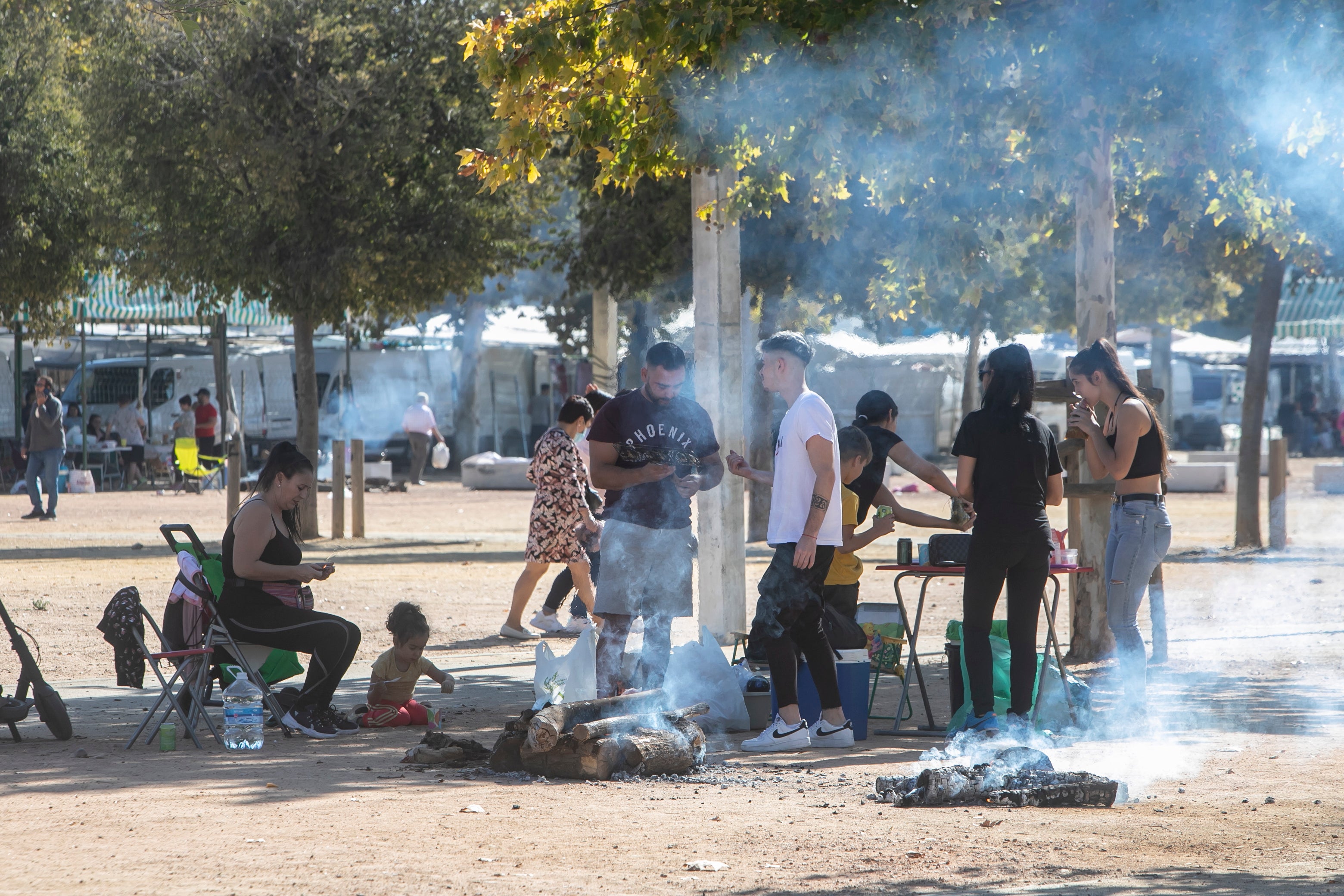 Los peroles en El Arenal por el Día de San Rafael, en imágenes