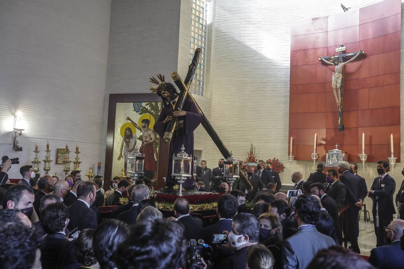 El Señor del Gran Poder durante el traslado de los Pajaritos a la Candelaria