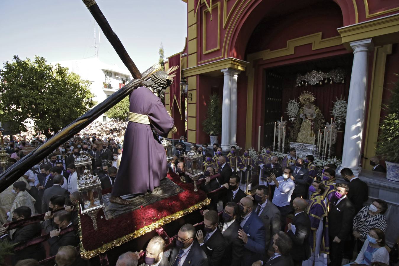 El Señor del Gran Poder durante el traslado de los Pajaritos a la Candelaria