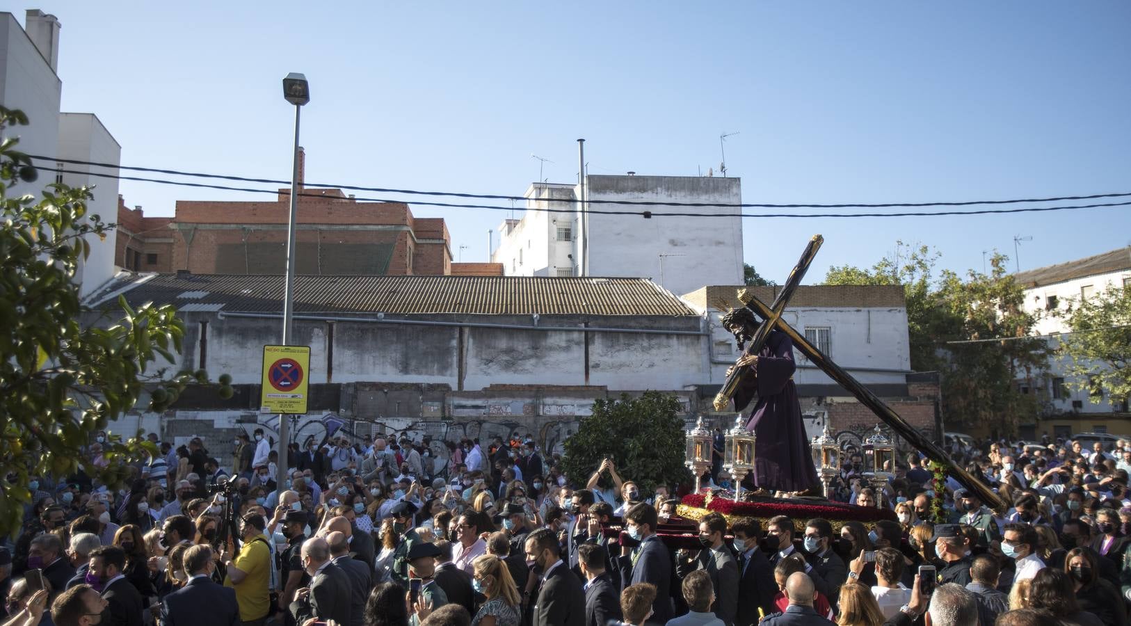 El Señor del Gran Poder durante el traslado de los Pajaritos a la Candelaria