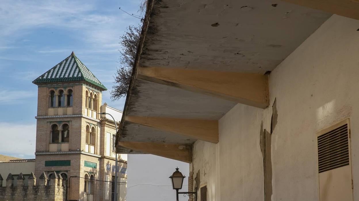 Así está el mercado del Alcázar de Córdoba, un inmueble con 70 años a sus espaldas