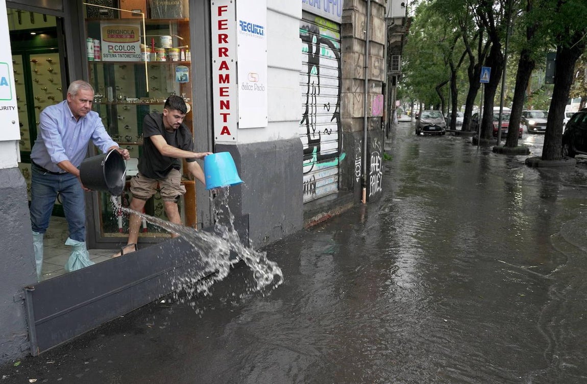 Casi toda la isla de Sicilia se encuentra en alerta roja debido al temporal. 