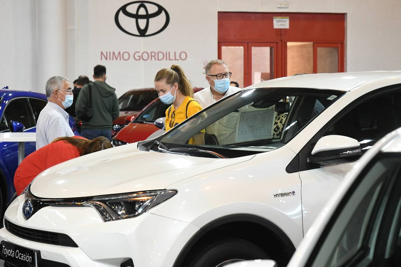 Inauguración del 11º Salón del Motor de Ocasión de Sevilla, en imágenes