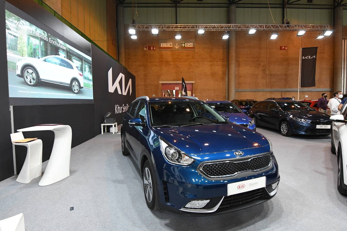 Inauguración del 11º Salón del Motor de Ocasión de Sevilla, en imágenes