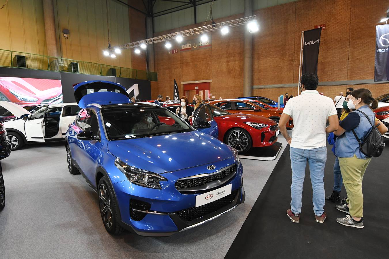 Inauguración del 11º Salón del Motor de Ocasión de Sevilla, en imágenes