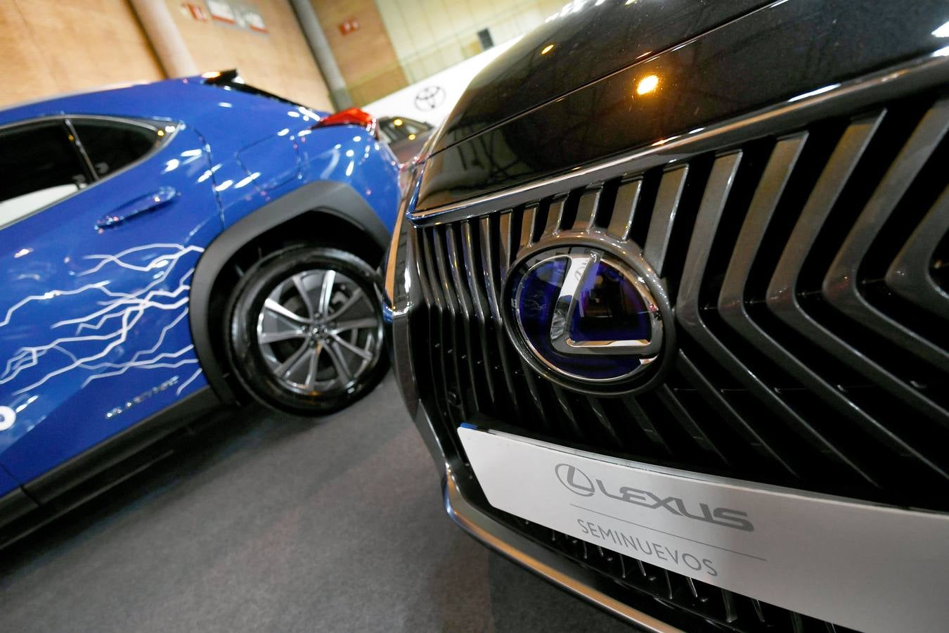 Inauguración del 11º Salón del Motor de Ocasión de Sevilla, en imágenes