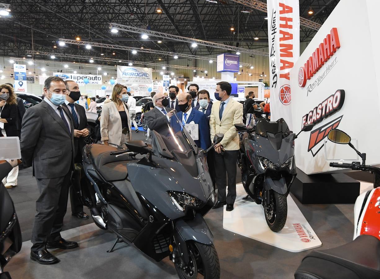 Inauguración del 11º Salón del Motor de Ocasión de Sevilla, en imágenes