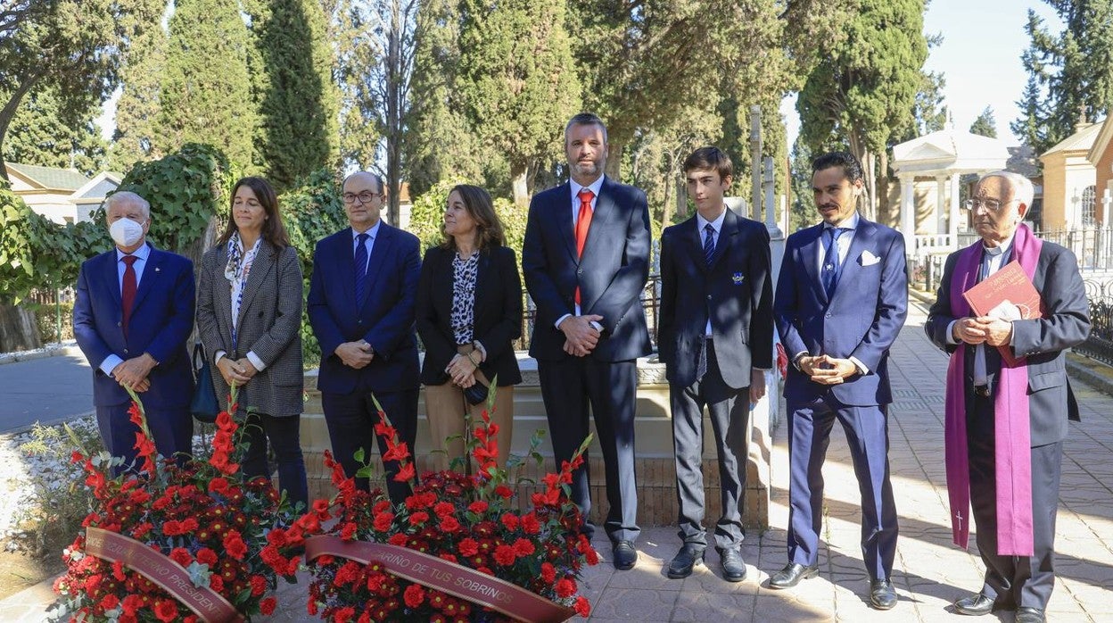 El Sevilla F.C. recuerda a Ramón Sánchez-Pizjuán en el 65º aniversario de su fallecimiento