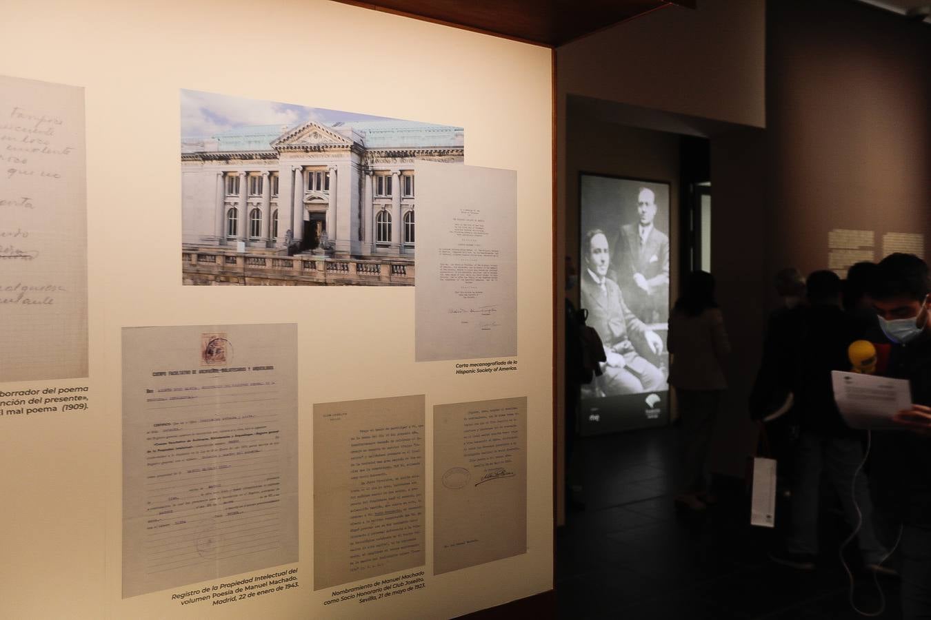 Fotos: Fundación Unicaja expone en Cádiz sus fondos de los hermanos Machado