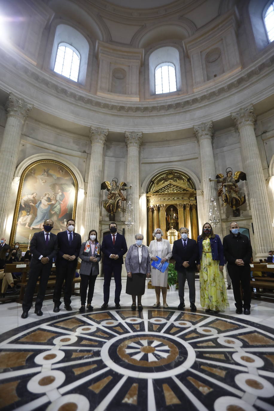 La apertura al público de la iglesia de Santa Victoria en Córdoba, en imágenes