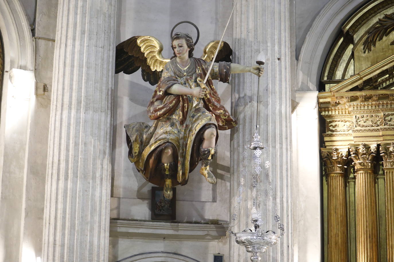 La apertura al público de la iglesia de Santa Victoria en Córdoba, en imágenes