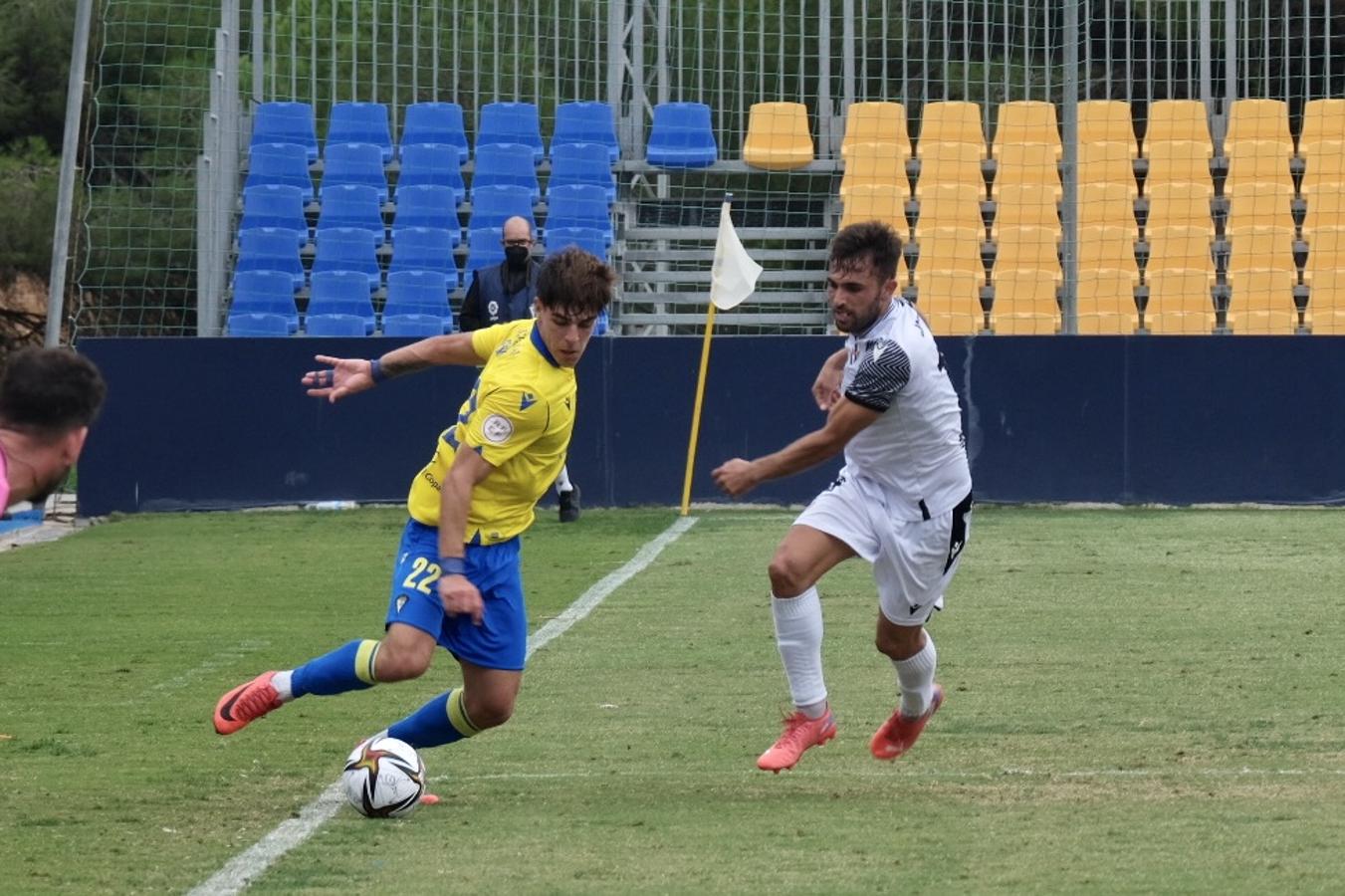 FOTOS: Las imágenes del Cádiz B - Vélez