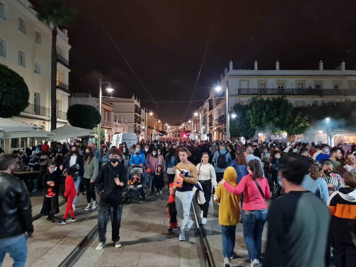 FOTOS: Gran ambiente festivo en San Fernando por Halloween