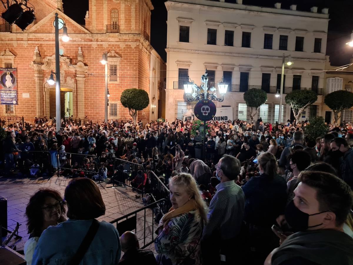 FOTOS: Gran ambiente festivo en San Fernando por Halloween